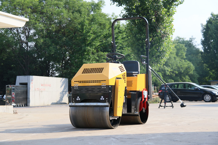 “明星款”小型壓路機(jī)，讓大家的選擇不再“迷路”！